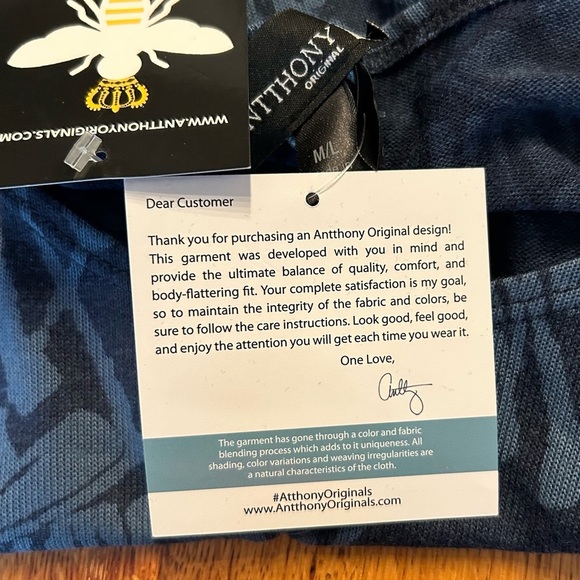 NWT Anthony Originals Poncho Knit Sweater Top Women’s SZ M/L in Blue Tonal Print - Picture 9 of 9